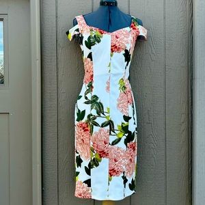 EnFocus Studios Cold Shoulder Floral Dress